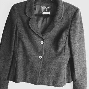 Vintage Authentic black Chanel jacket from Hirshleifers mid 90's spring Sz S